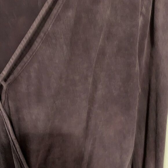 FRANCESCAS BOUTIQUE purple long sleeve top COMFY​ - Picture 2 of 4